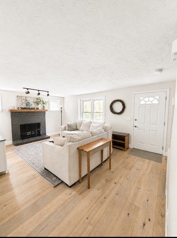 1096 Long Pond Rd #A, Plymouth, MA, 1096 Long Pond Rd #A, Plymouth, MA Photo #10