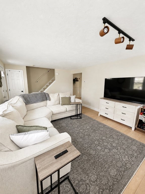 1096 Long Pond Rd #A, Plymouth, MA, 1096 Long Pond Rd #A, Plymouth, MA Photo #11