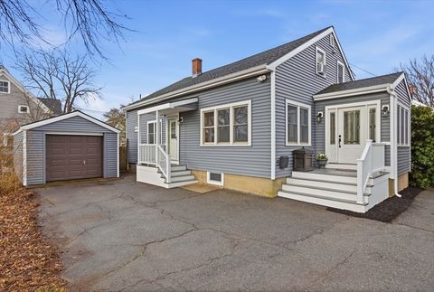 3 Rosedale Ave Manchester MA 01944