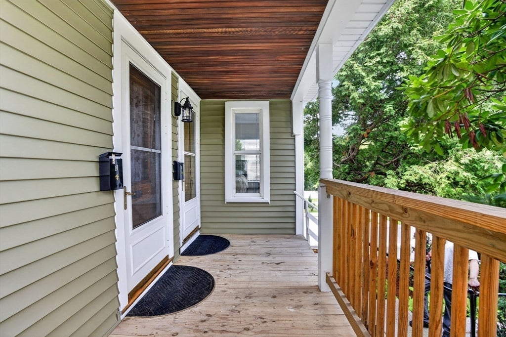 33 Parsons St
