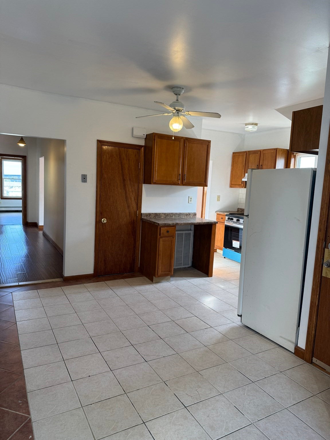 Photo of 207 Middle St, Fall River, MA