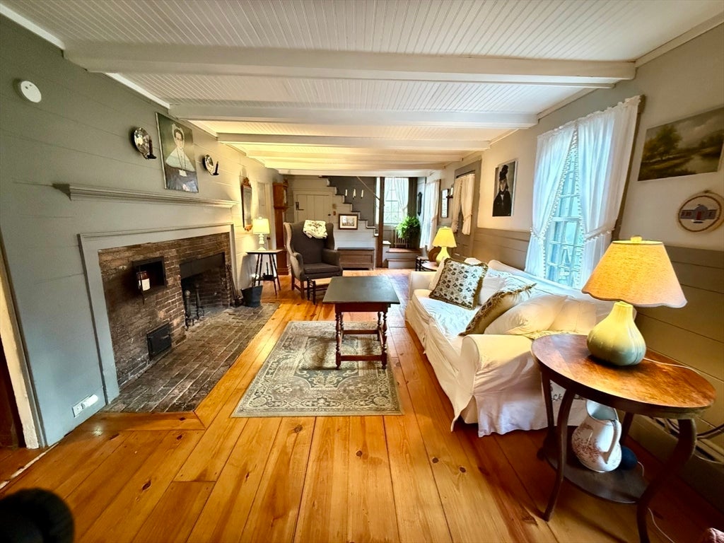 285 Brookfield Rd