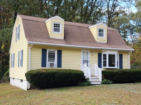 20 Carleton Road Leicester MA 01542