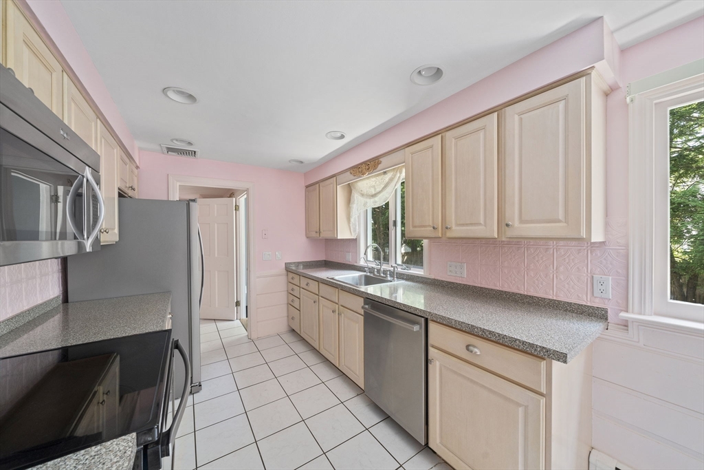 49 Windemere Circle