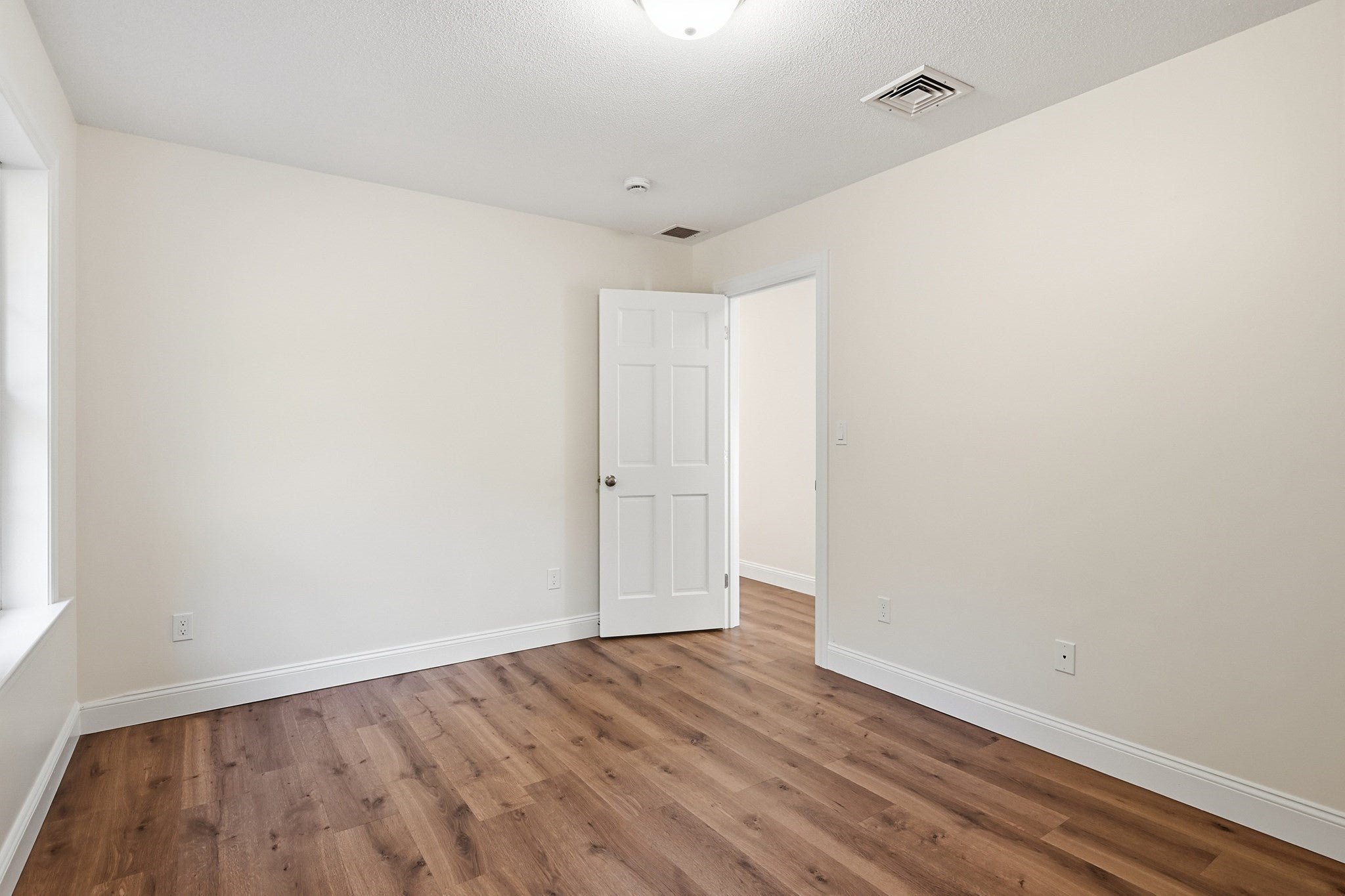 150 Ludlow St, Belchertown, MA, 150 Ludlow St, Belchertown, MA Photo #29