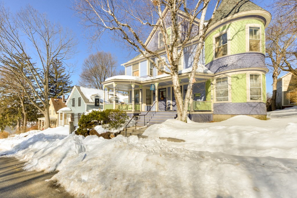 10-1 Congress   Street 7