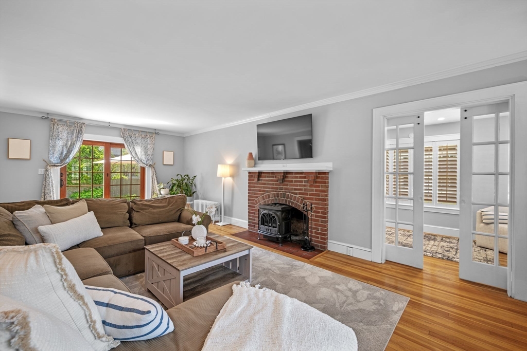 18 Pickwick Road