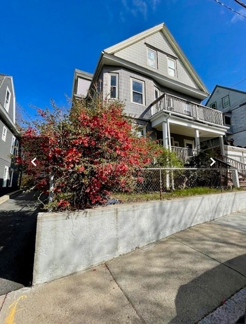 14 Dow St. 2 Somerville MA 02144