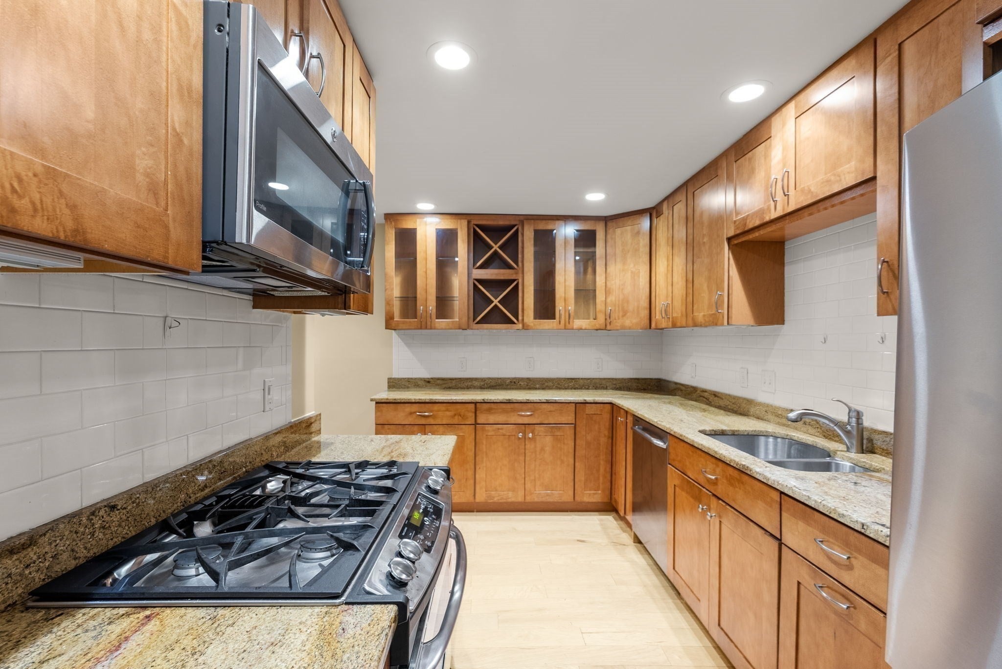 24 N Stone Mill Dr