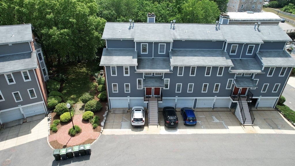 24 N Stone Mill Dr 1112
