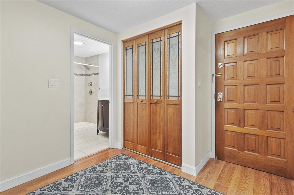 9 Broadway 217