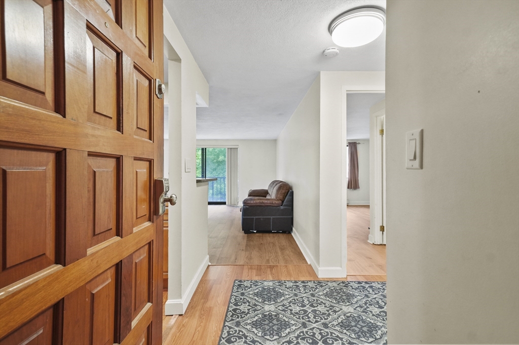 9 Broadway 217