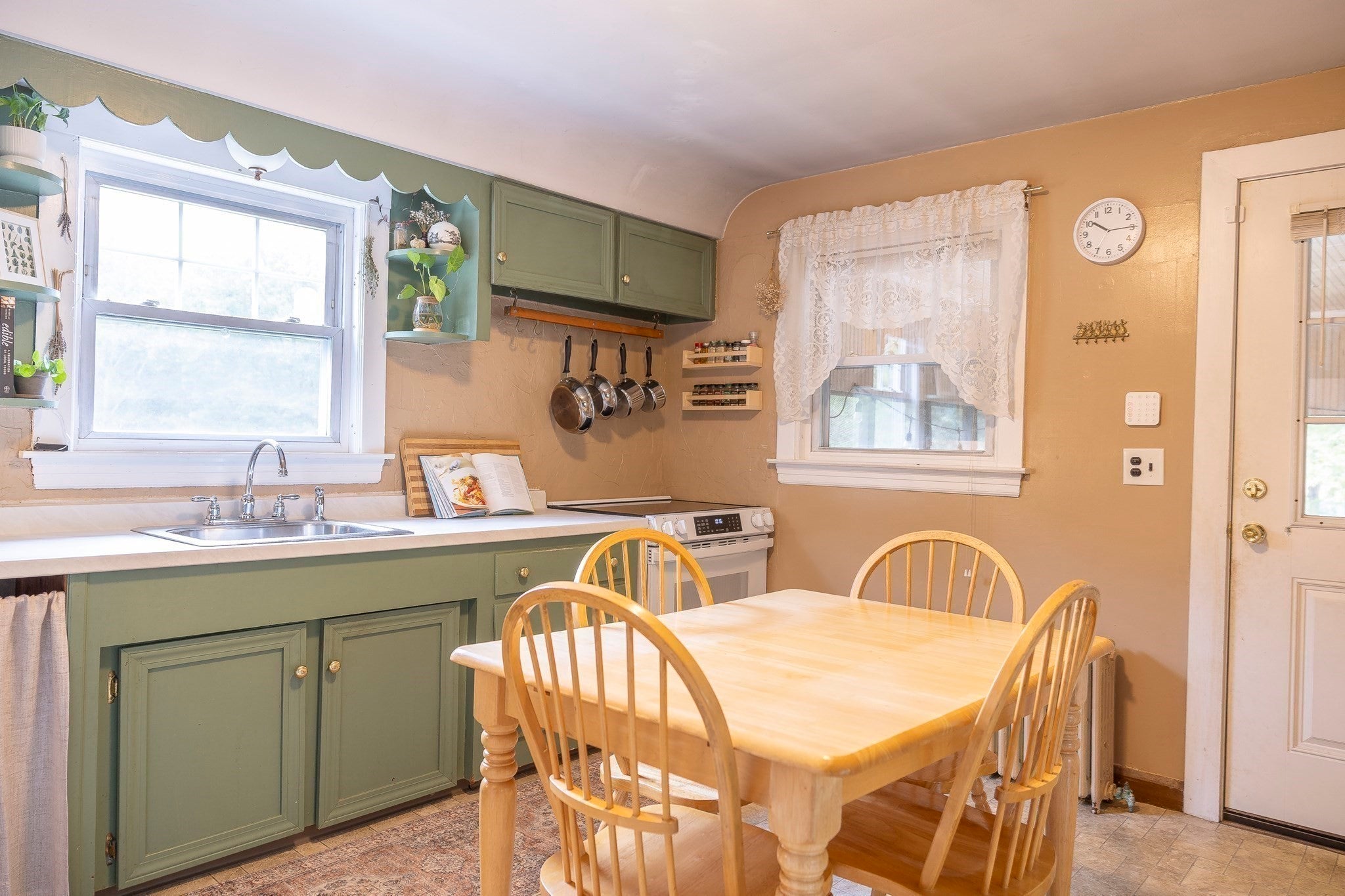 31 Archer St, Bellingham, MA, 31 Archer St, Bellingham, MA Photo #11