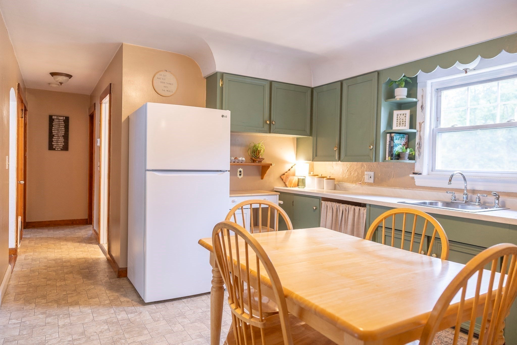 31 Archer St, Bellingham, MA, 31 Archer St, Bellingham, MA Photo #8