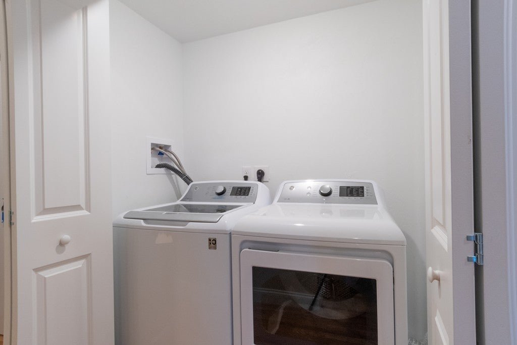 80 North Meadows Road #204, Medfield, MA, 80 North Meadows Road #204, Medfield, MA Photo #10