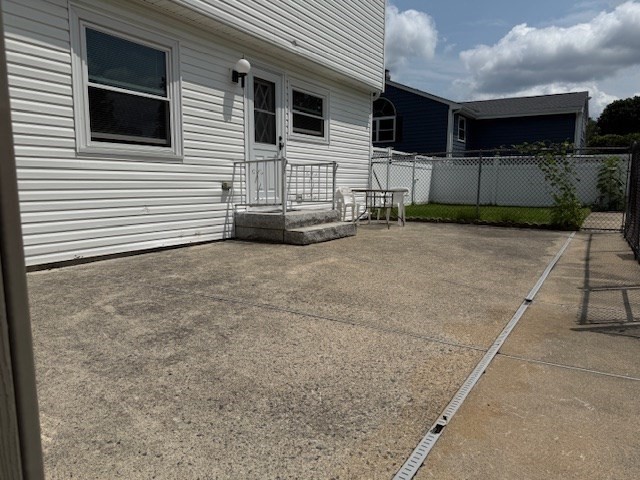 16 Indian Rock Dr #B, Saugus, MA Photo #3