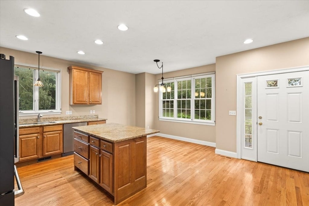 4 Chance Court #4, Carver, MA Photo #6