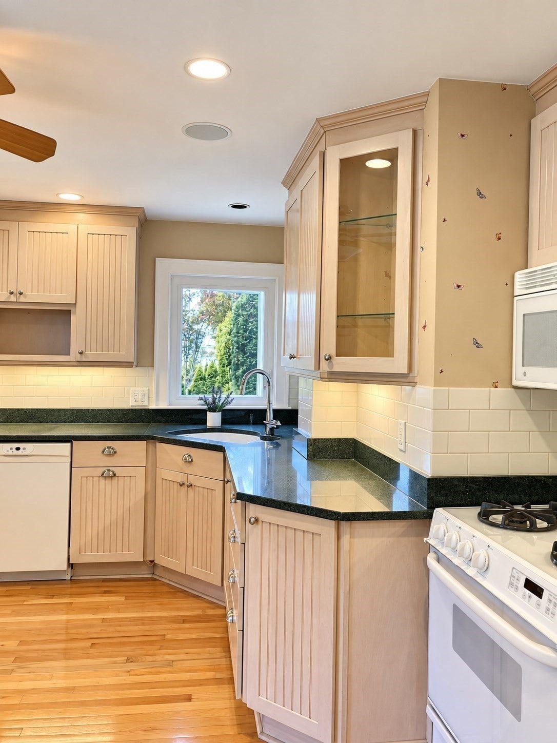 15 Grant Street #1, Lexington, MA, 15 Grant Street #1, Lexington, MA Photo #10