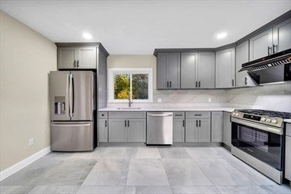 1297 Pleasant St, Weymouth, MA, 1297 Pleasant St, Weymouth, MA Photo #5
