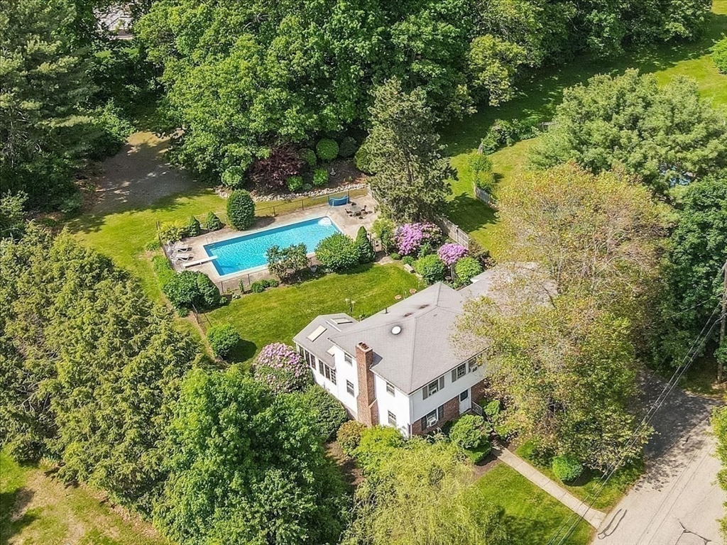 75 Lyons Drive