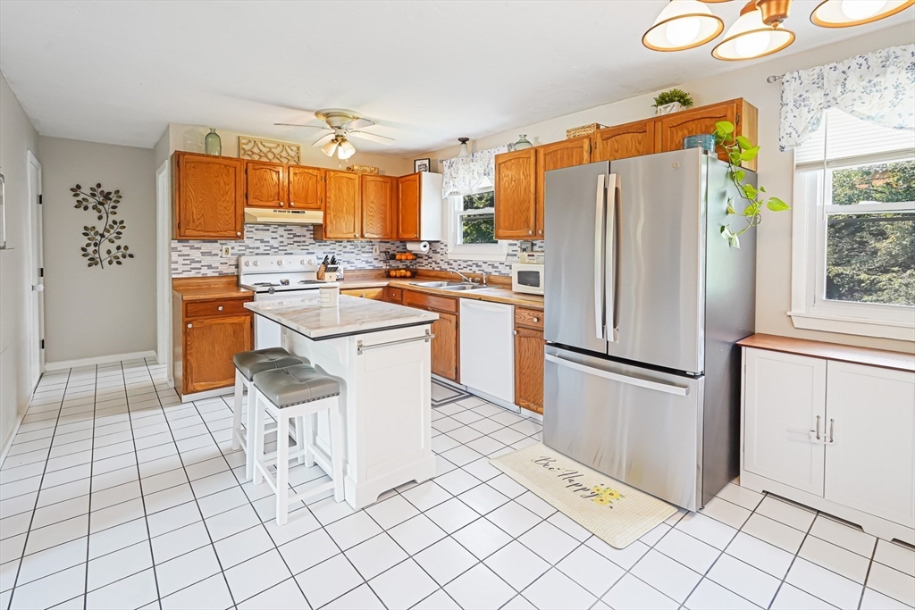 855-857 Charlton Street