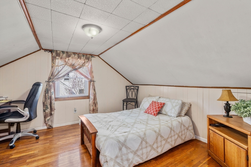 40 Manor Rd, Shrewsbury, MA Photo #17