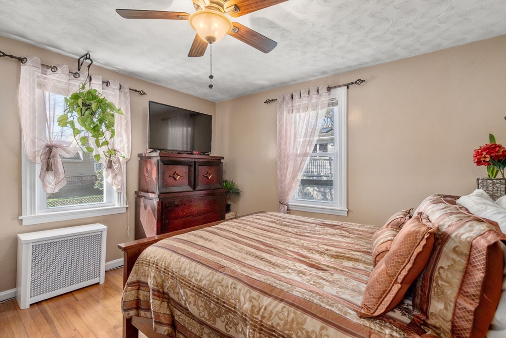 40 Manor Rd, Shrewsbury, MA Photo #16