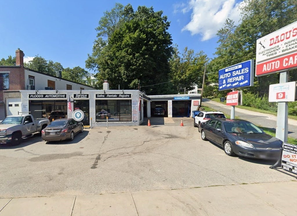 93 Hamilton St