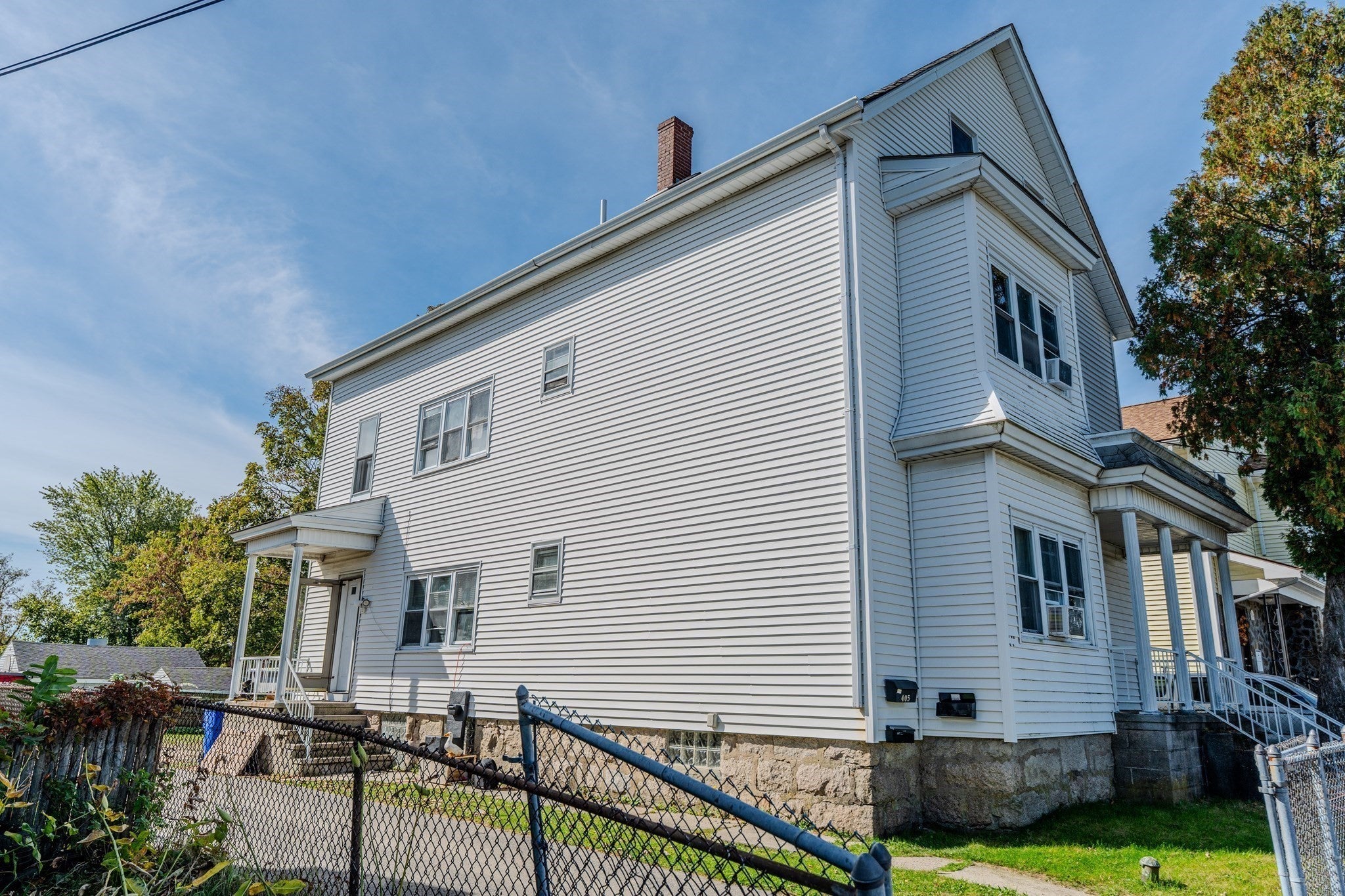 405 Warren St, Fall River, MA, 405 Warren St, Fall River, MA Photo #3