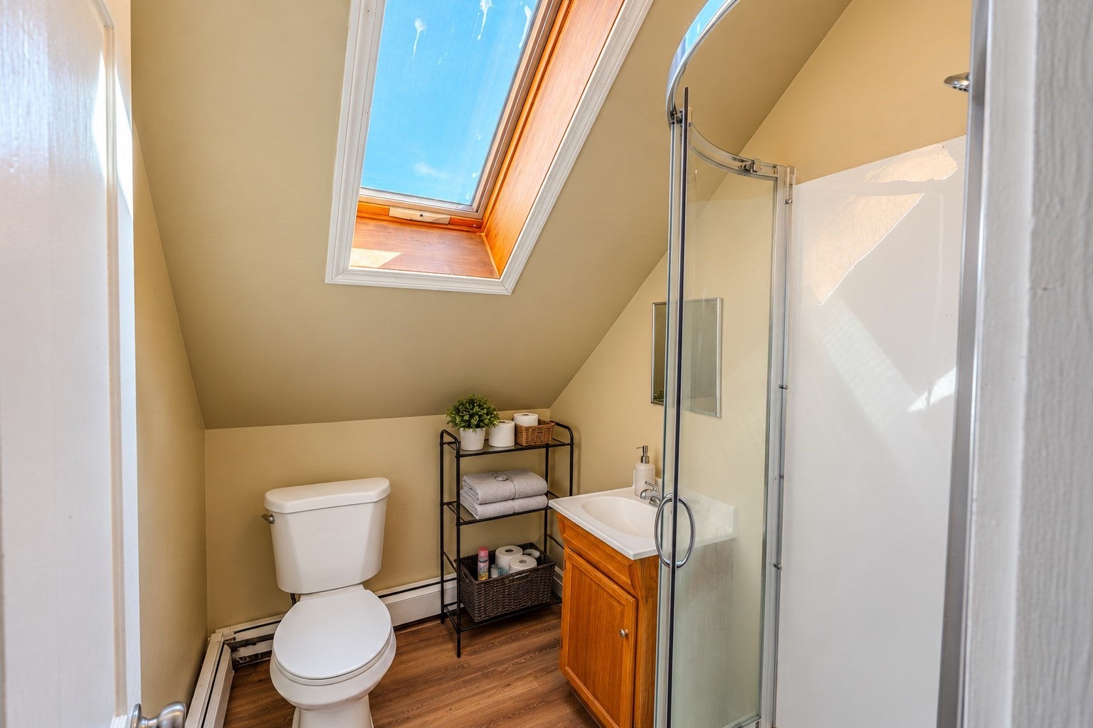 405 Warren St, Fall River, MA, 405 Warren St, Fall River, MA Photo #20