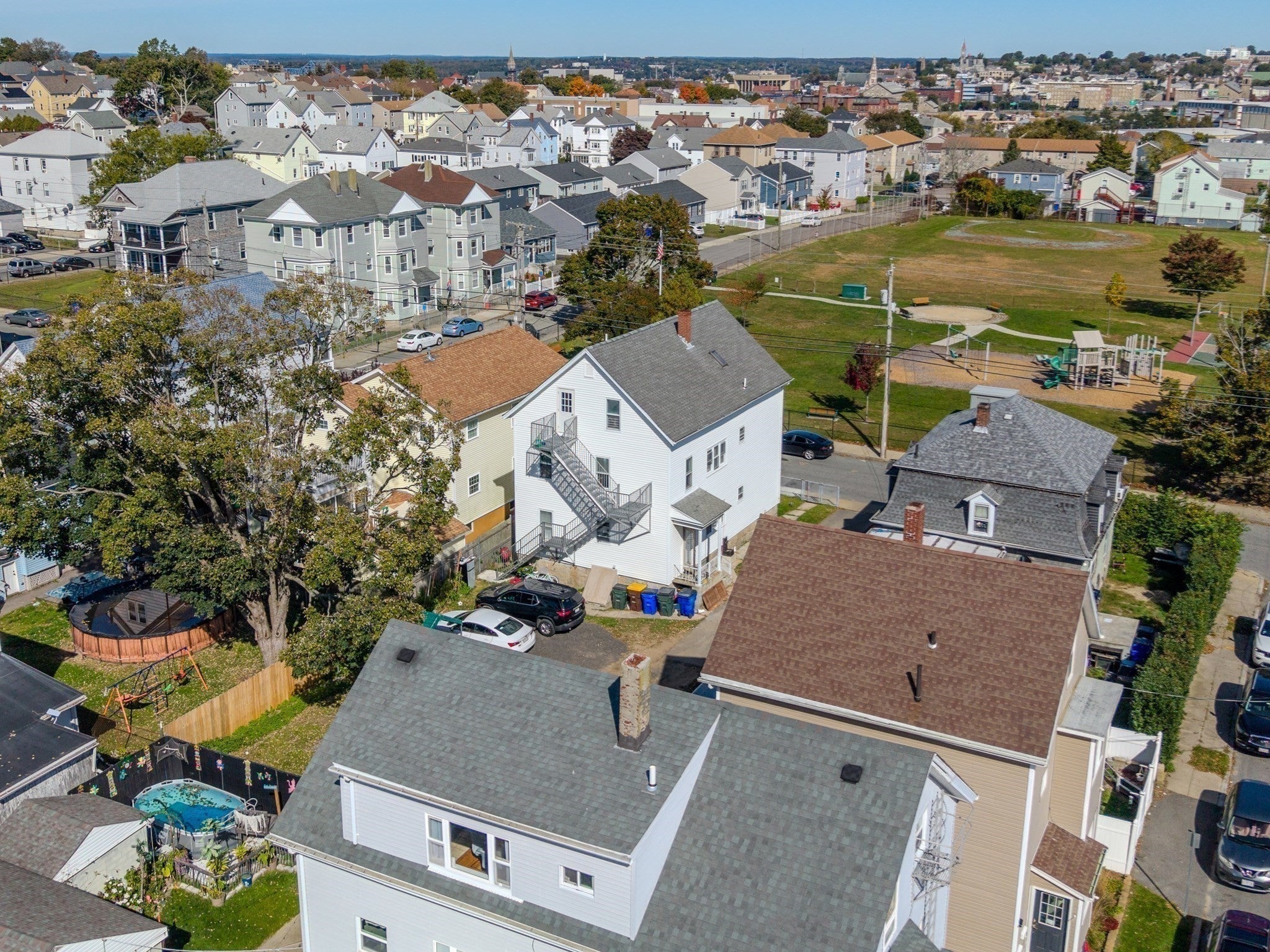 405 Warren St, Fall River, MA, 405 Warren St, Fall River, MA Photo #4