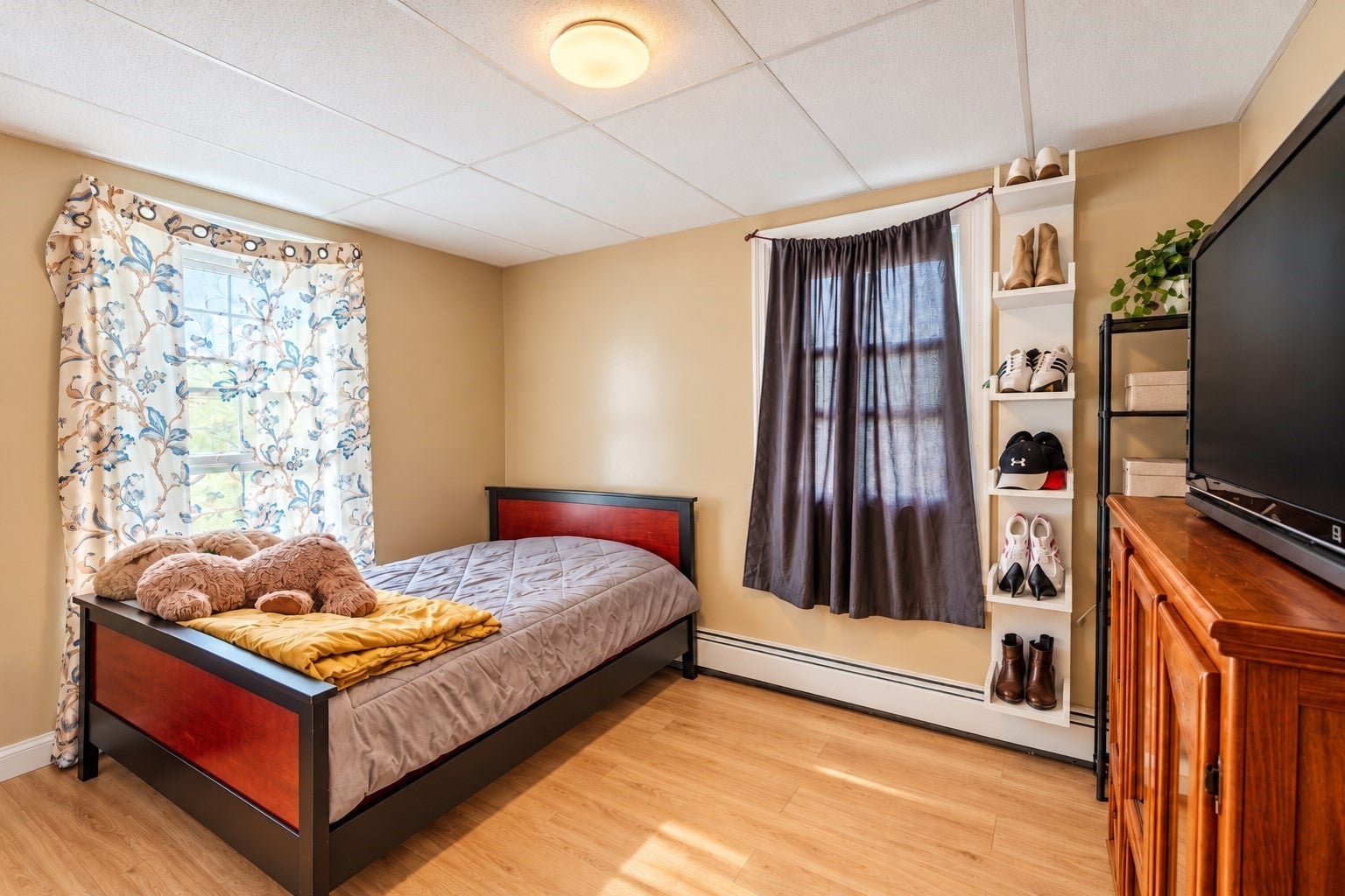 405 Warren St, Fall River, MA, 405 Warren St, Fall River, MA Photo #8