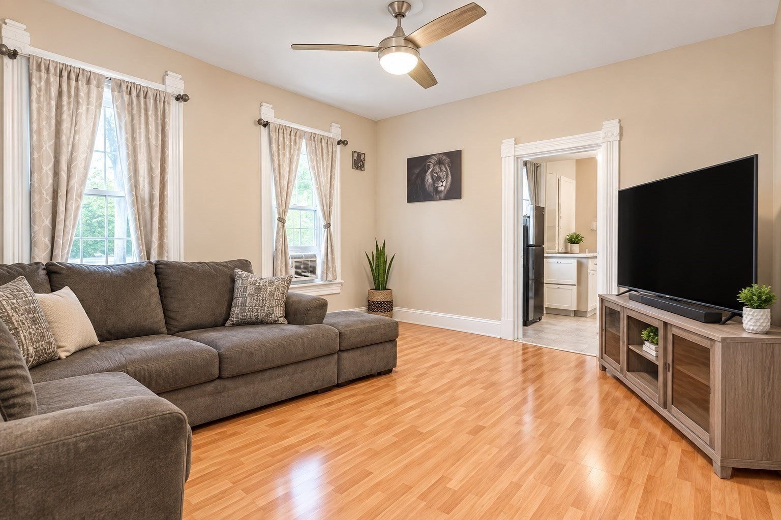 51 Hampshire St, Lowell, MA Photo #19