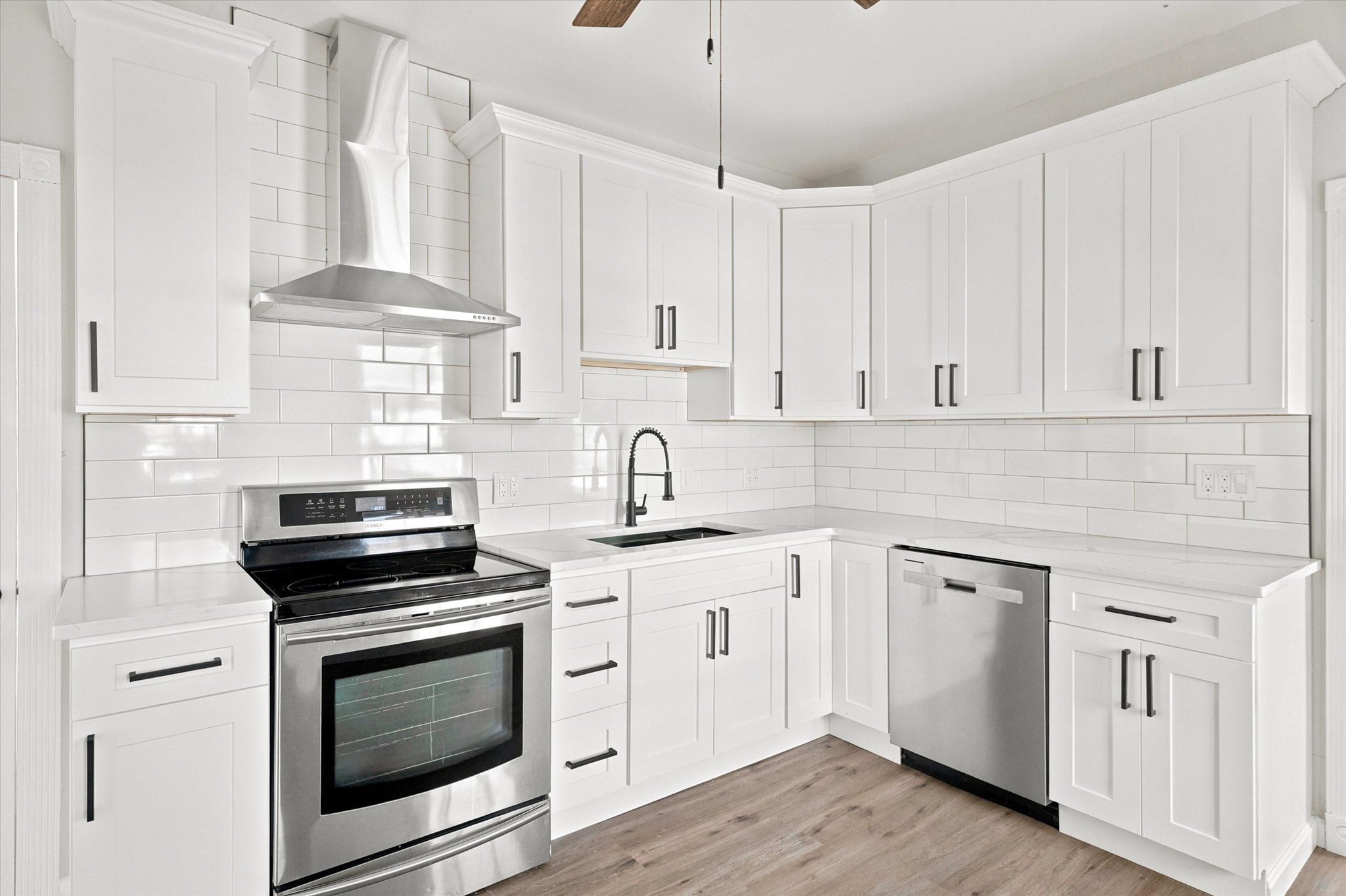 Photo of 51 Hampshire St, Lowell, MA