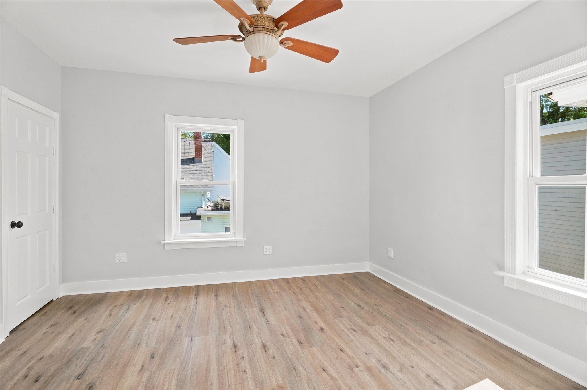 51 Hampshire St, Lowell, MA Photo #10