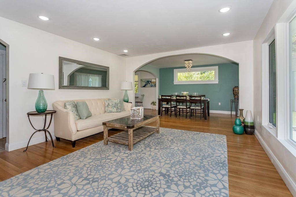 16 Harrison Rd