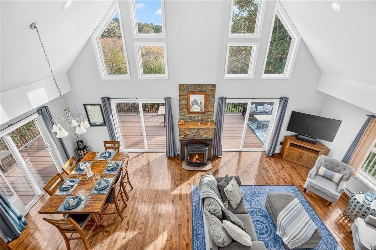 155 Elmer St, Pembroke MA 02359