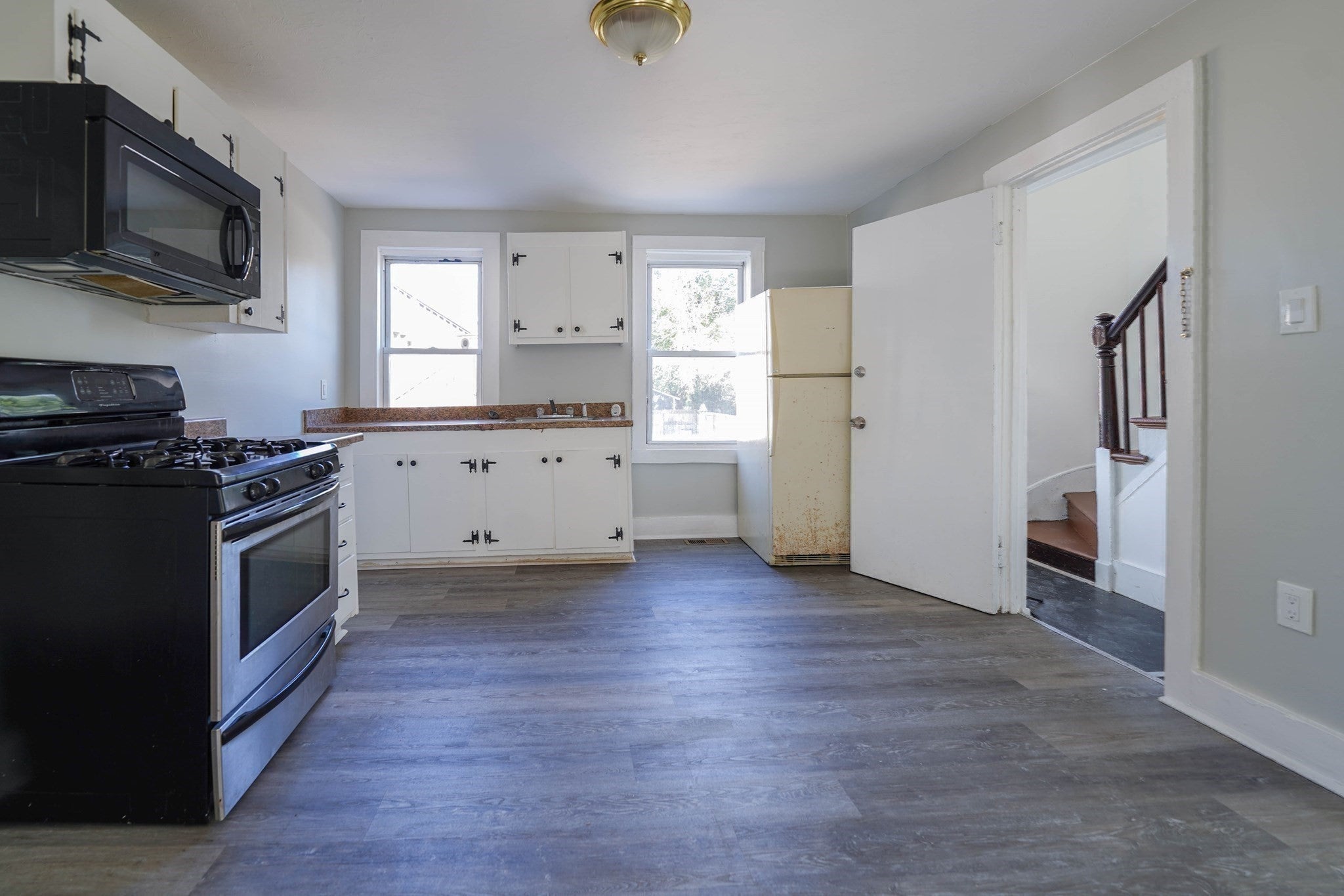 252 Somerset Avenue, Taunton, MA Photo #8