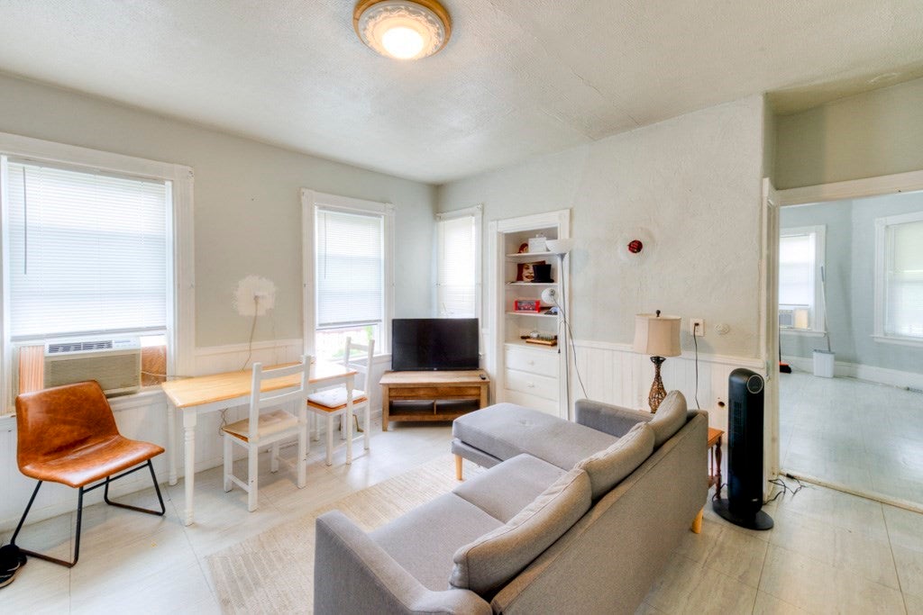 27 Rodney St, Worcester, MA, 27 Rodney St, Worcester, MA Photo #8