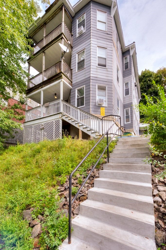 27 Rodney St, Worcester, MA, 27 Rodney St, Worcester, MA Photo #2