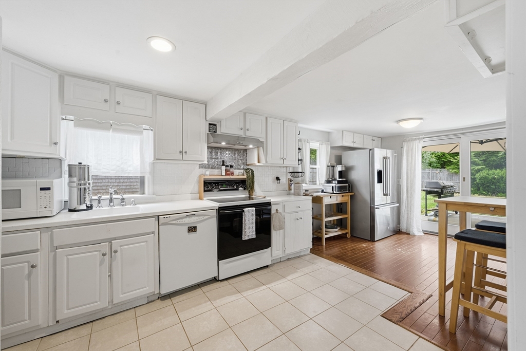 27 Leigh Rd