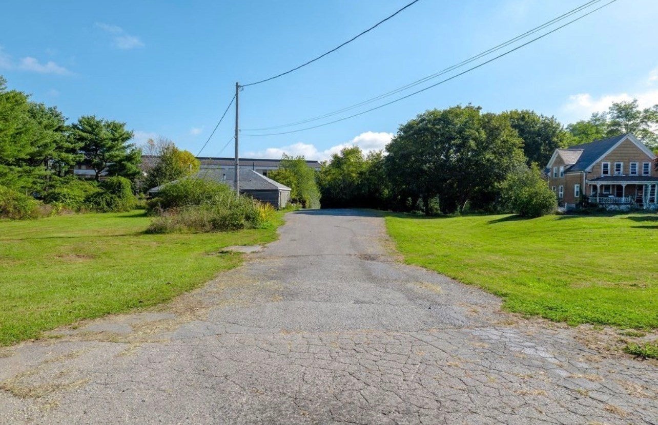 15 Shirley St