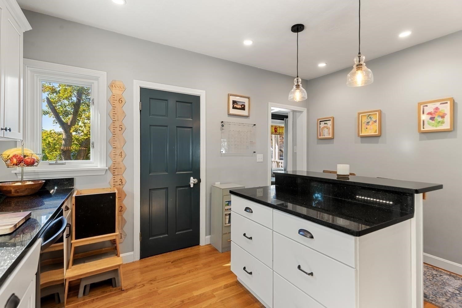 18 Taft St, Quincy, MA Photo #8