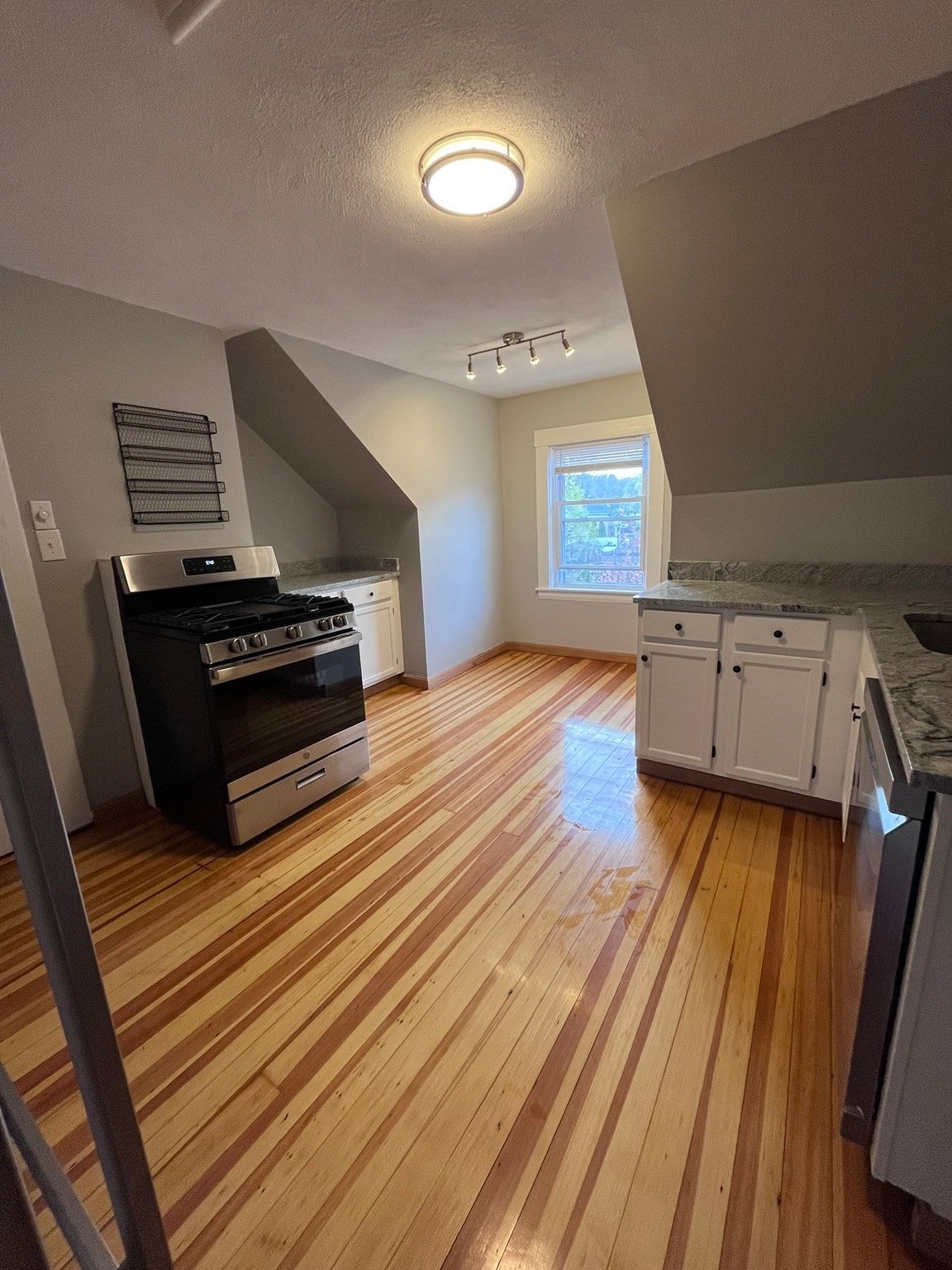 49 Phillips Ave #3, Norwood, MA, 49 Phillips Ave #3, Norwood, MA Photo #5