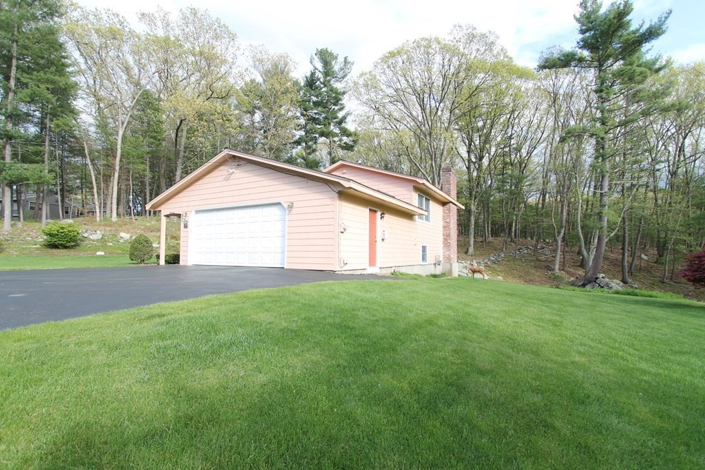 14 Green Valley Dr