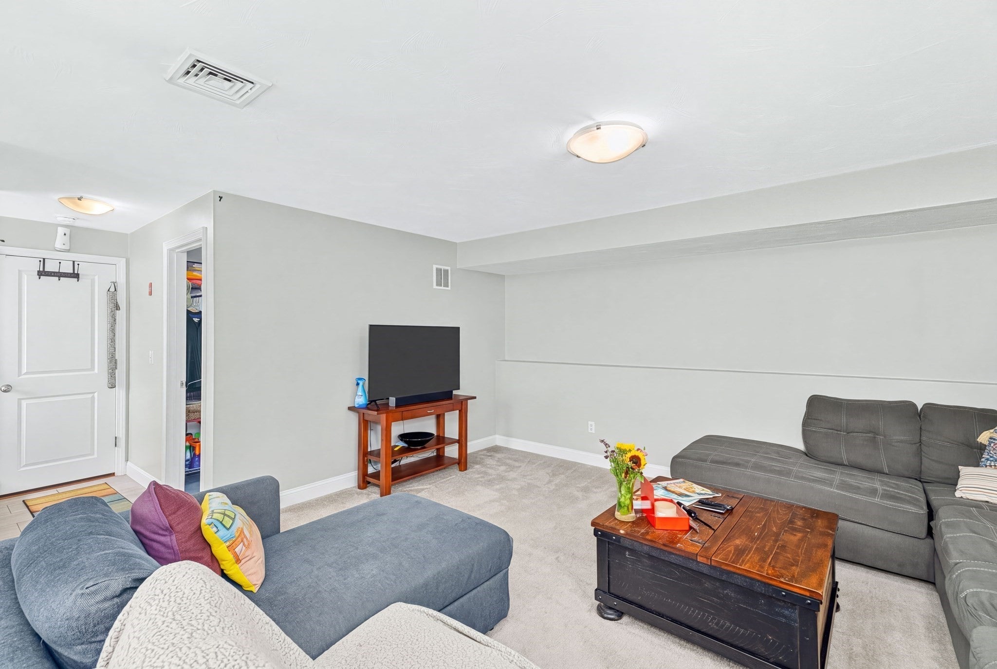 16 Liane Dr, Woonsocket, RI Photo #24