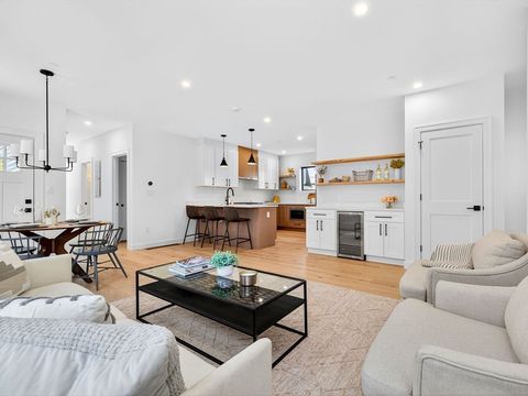 34 Fiske Ave A Somerville MA 02145