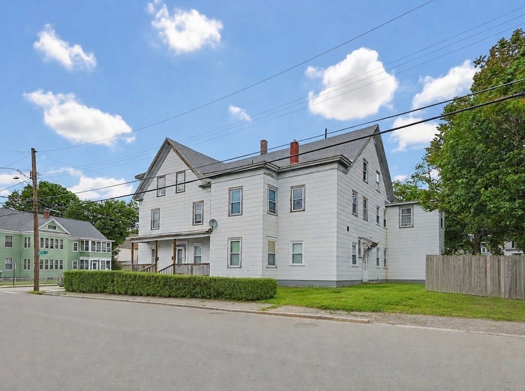 35 Oak St
