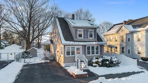 Photo of 27 Vernon St, Haverhill, MA 01835 (MLS # 73470996)