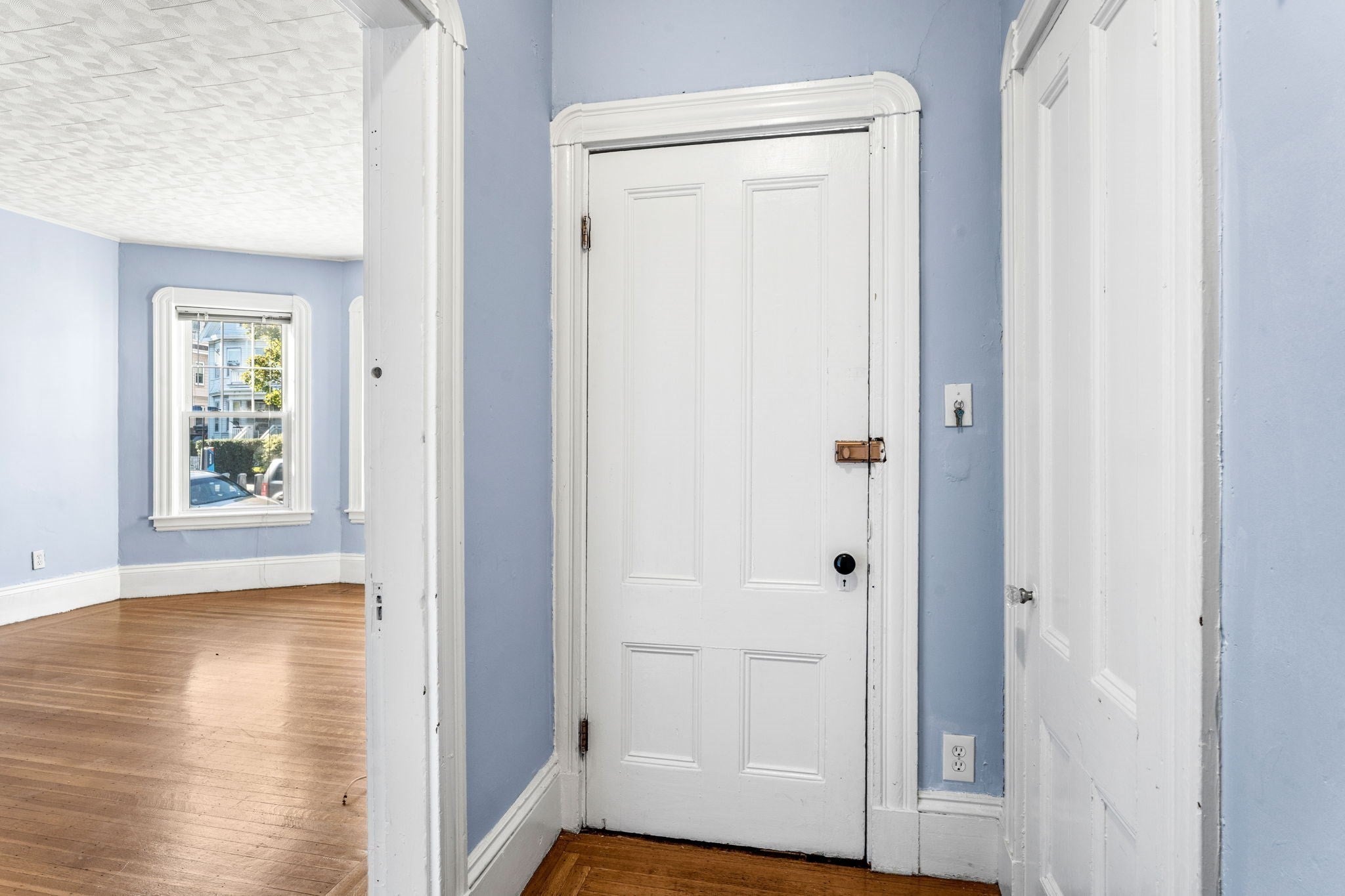 229 Highland Ave #1, Somerville, MA Photo #7